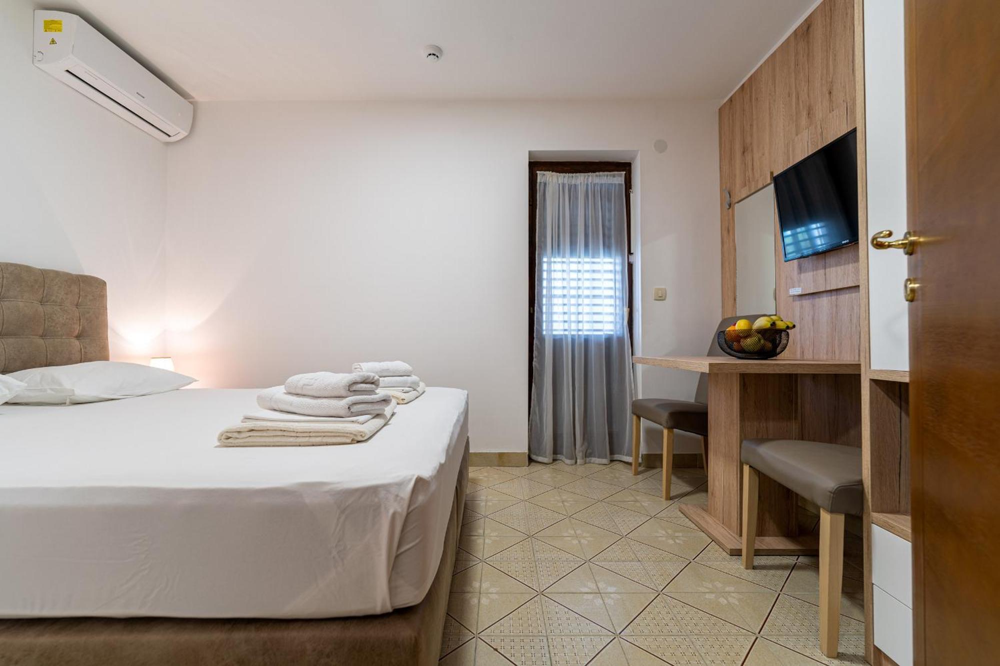 Studio Apartments Marea 2 Budva Phòng bức ảnh